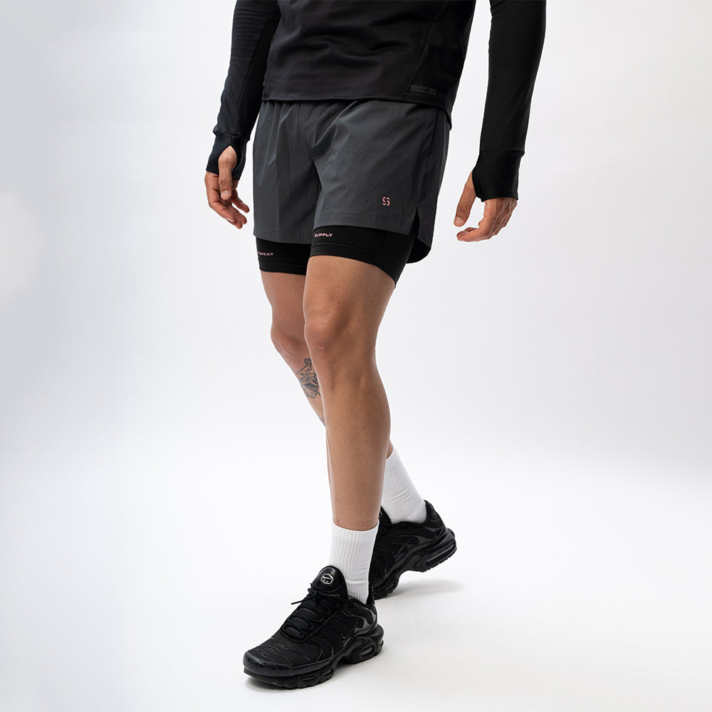 Core 2-in-1 Shorts : Graphite Gray