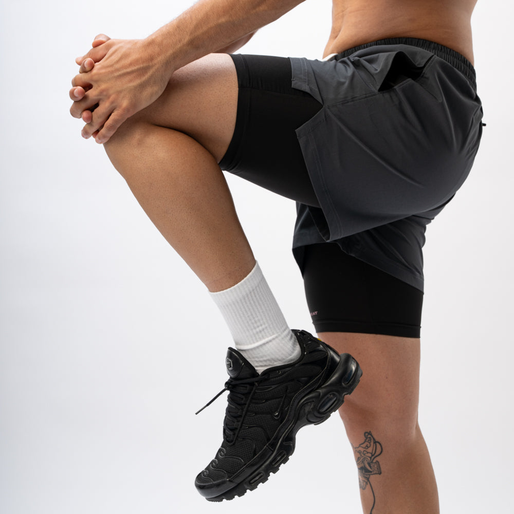 Core 2-in-1 Shorts : Graphite Gray